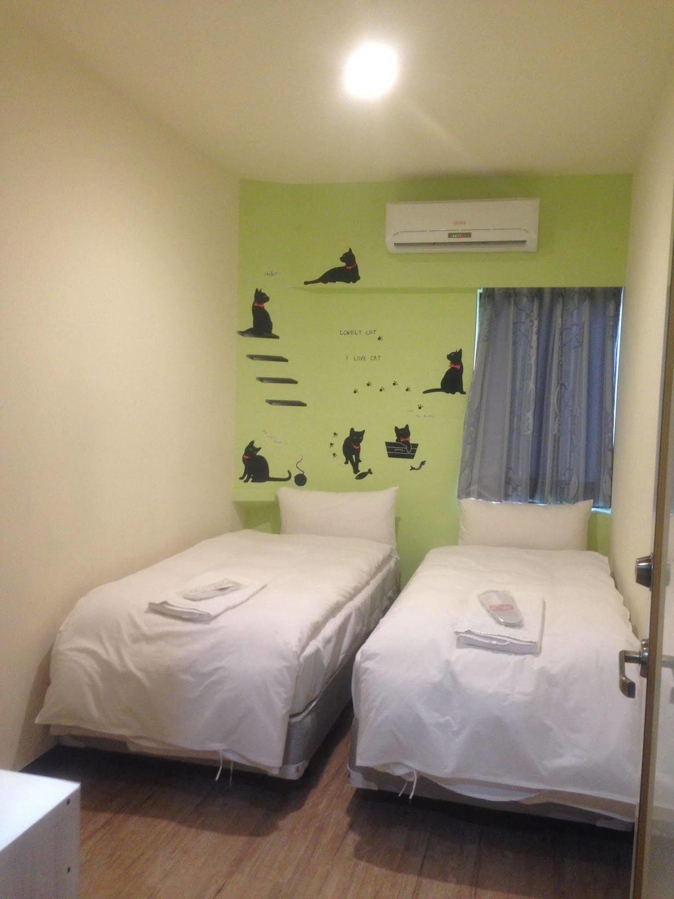 Galaxy Mini Inn Тайбэй Экстерьер фото